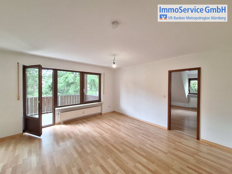 SOFORT VERFÜGBARE 2-ZI-WOHNUNG mit ca. 55 m², Südbalkon & TG-Stellplatz